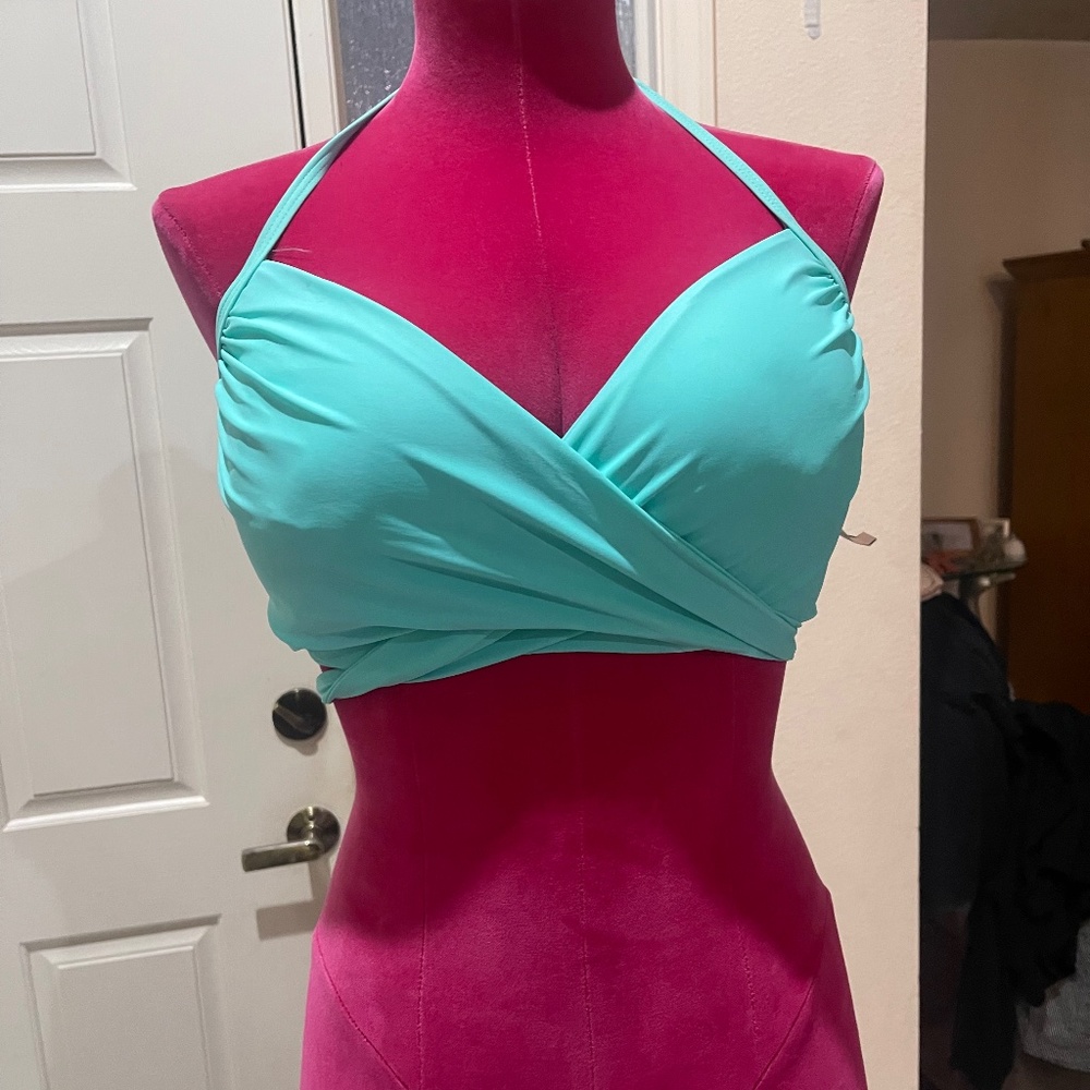 Victoria's Secret halter wrap bikini top